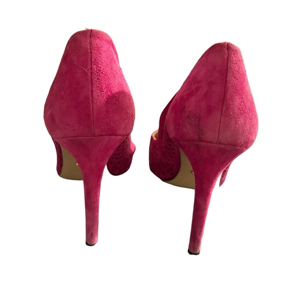 Diane Von Furstenberg Bonnie Suede Pumps - Picture 8 of 12